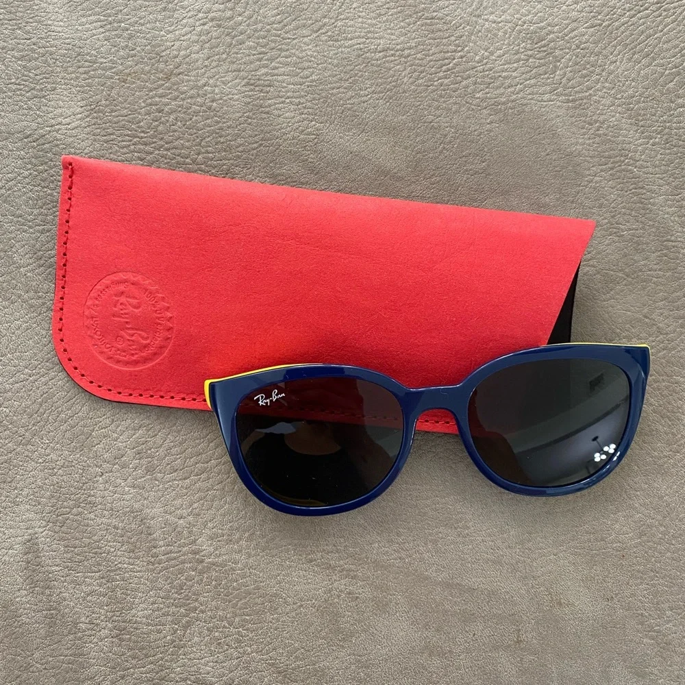 Ray-Ban Kids' 47mm Phantos Clip-On Sunglasses Dark Blue Yellow NWT